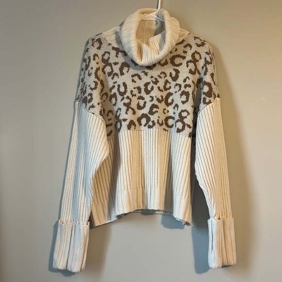 Nine West turtle neck sweater - Picture 1 of 2